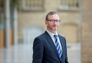 Dr David Crundall
